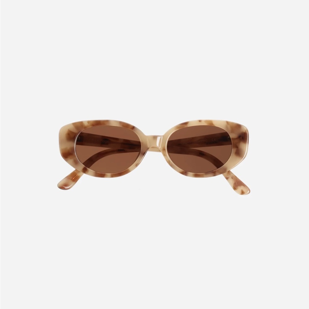 Velvet Canyon A La Plage Caramel Tort